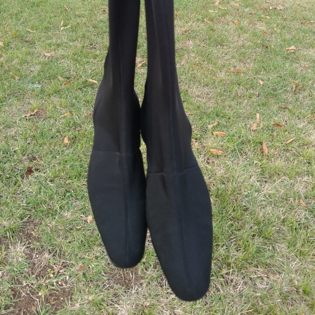 Claudia Cuiti Knee High Stretch Pull On Boots Euc